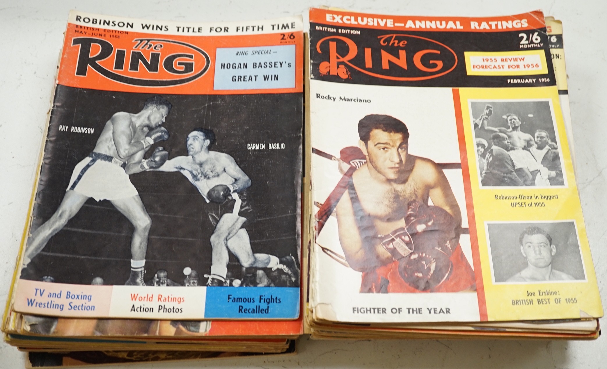 A quantity of boxing magazines